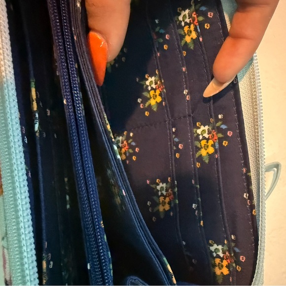 NWT Vera Bradley wallet - Picture 5 of 8